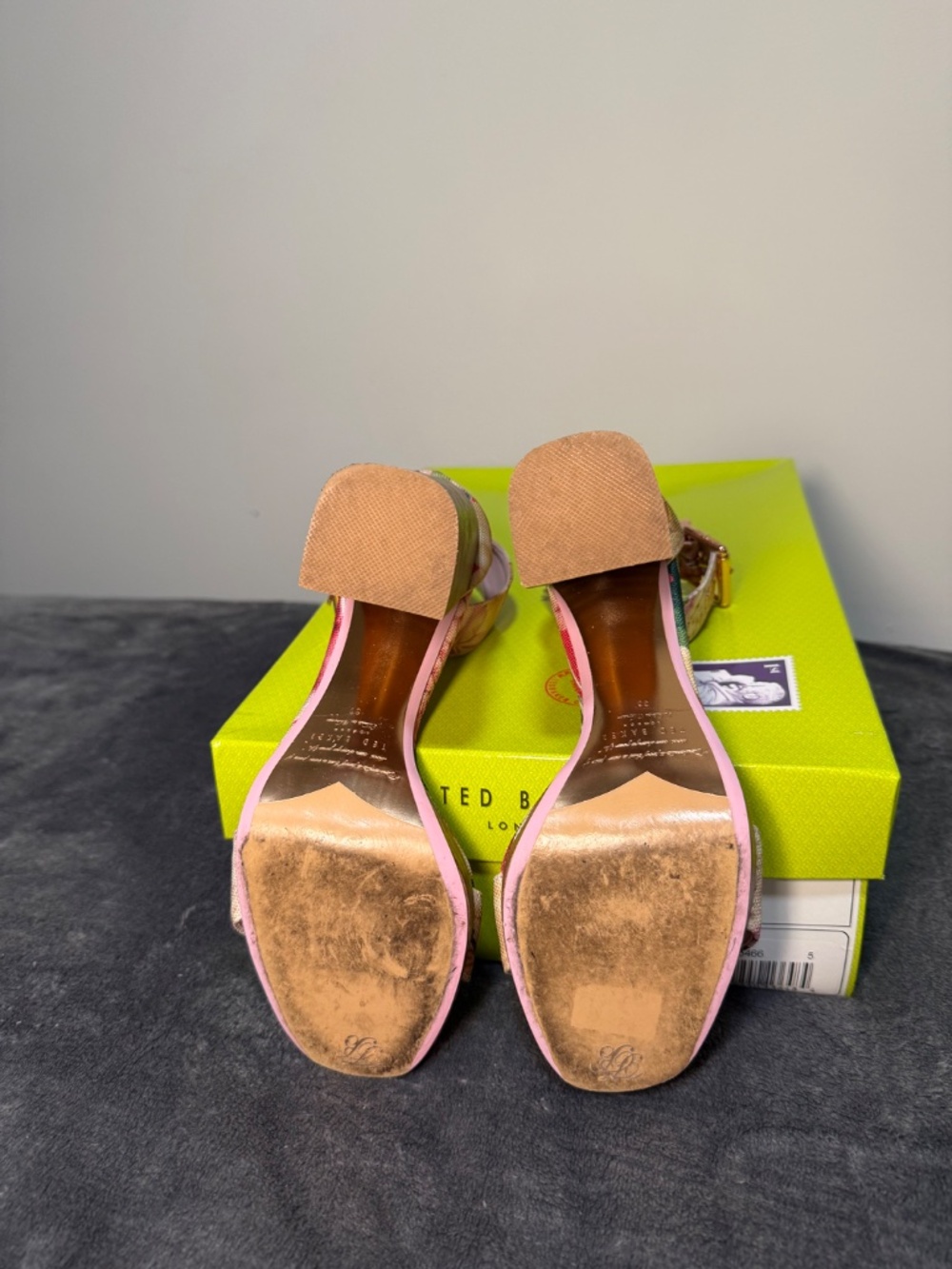 Ted Baker Floral Wooden Block Heel - Picture 10 of 14